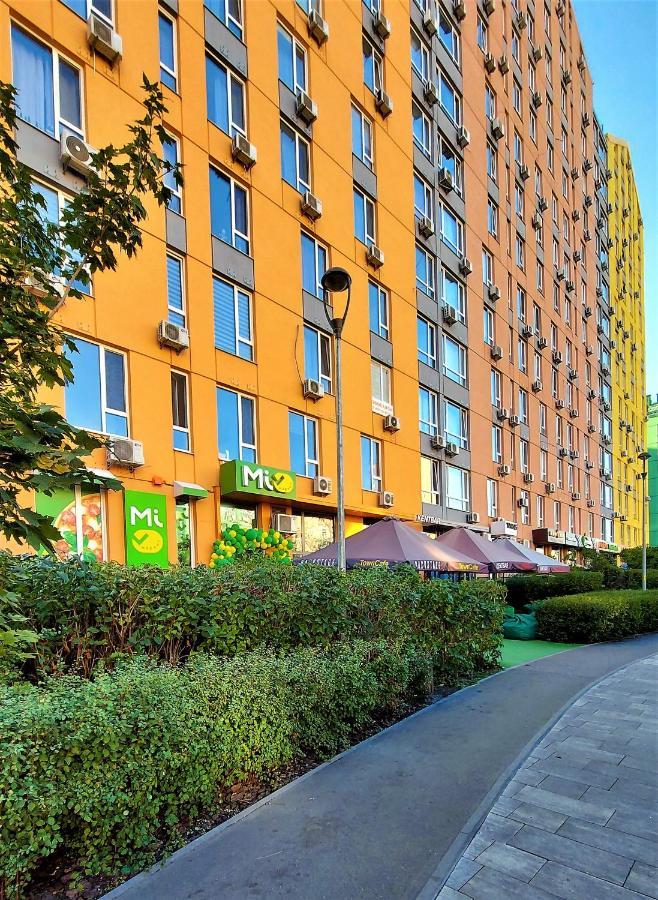 Смарт-Апартаменти На 1 Поверсі Kiev Bagian luar foto